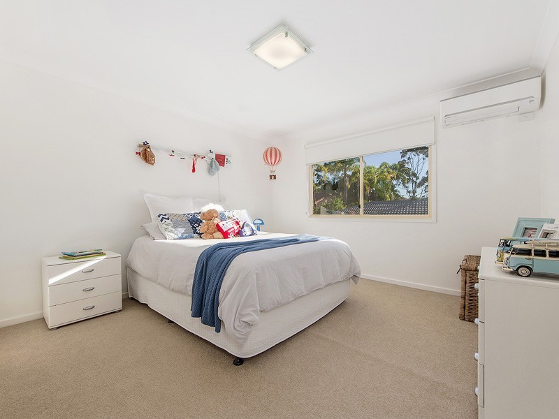 5 Pinnacle Court, Robina QLD 4226