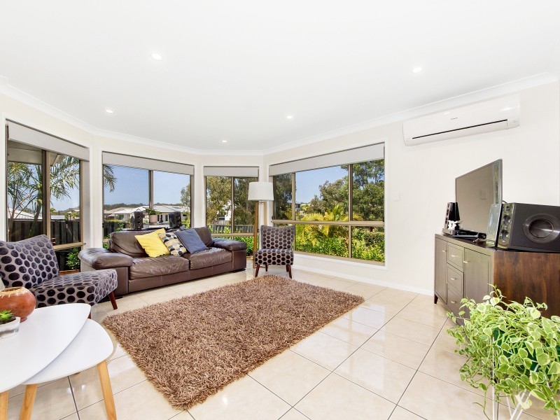 11 Aquarius Street, Reedy Creek QLD 4227