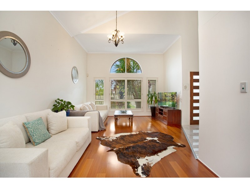 93 Camberwell Circuit, Robina QLD 4226