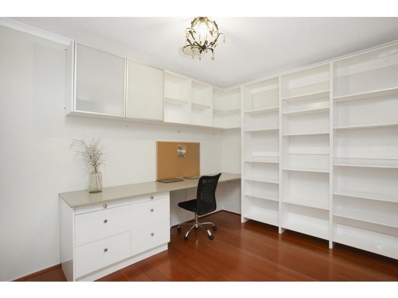 93 Camberwell Circuit, Robina QLD 4226