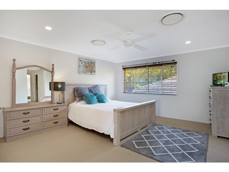 93 Camberwell Circuit, Robina QLD 4226