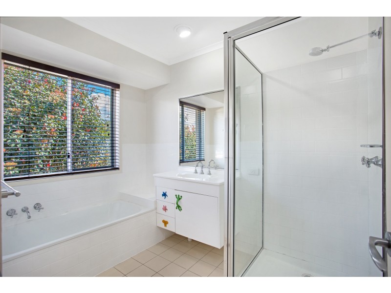 93 Camberwell Circuit, Robina QLD 4226