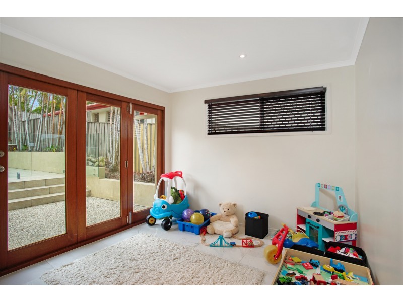 93 Camberwell Circuit, Robina QLD 4226