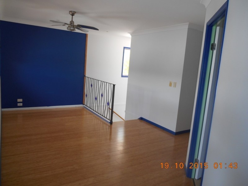 4 Chevron Rise, Highland Park QLD 4211