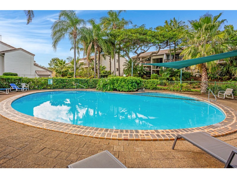 13/111-123 Markeri Street, Mermaid Waters QLD 4218