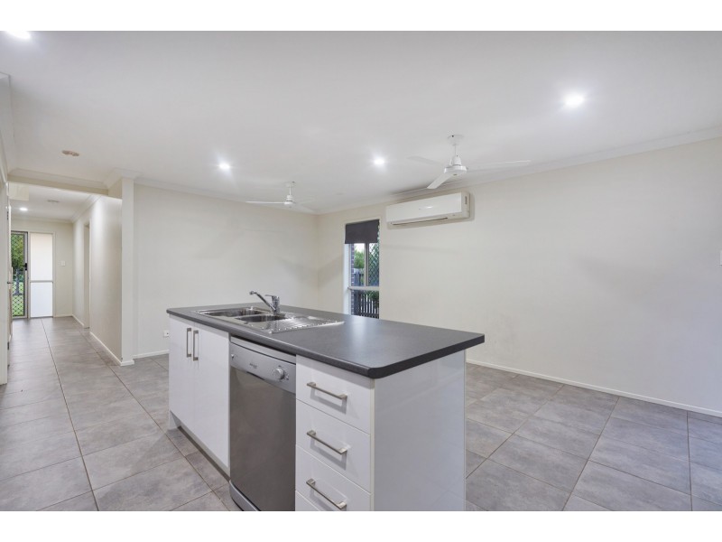 1/61 Deepak Drive, Willow Vale QLD 4209