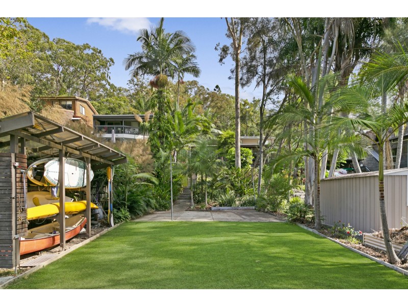 62 Ocean Parade, Burleigh Heads QLD 4220