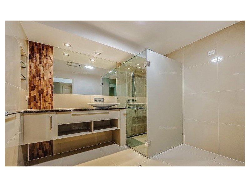 28 Sunningdale Circuit, Robina QLD 4226