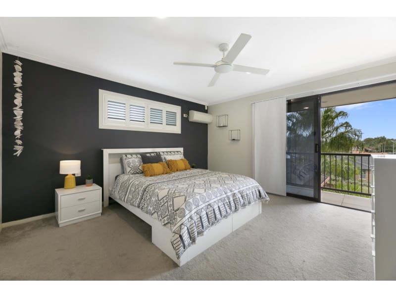 28 Sunningdale Circuit, Robina QLD 4226