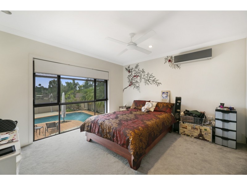 28 Sunningdale Circuit, Robina QLD 4226