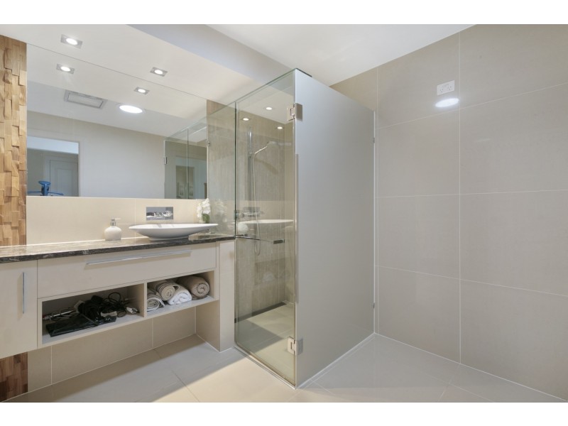 28 Sunningdale Circuit, Robina QLD 4226