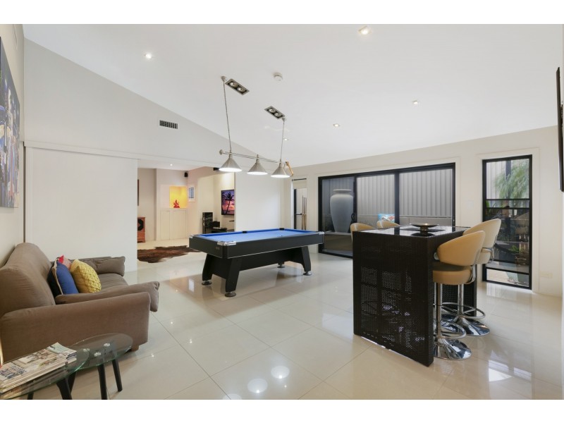 28 Sunningdale Circuit, Robina QLD 4226