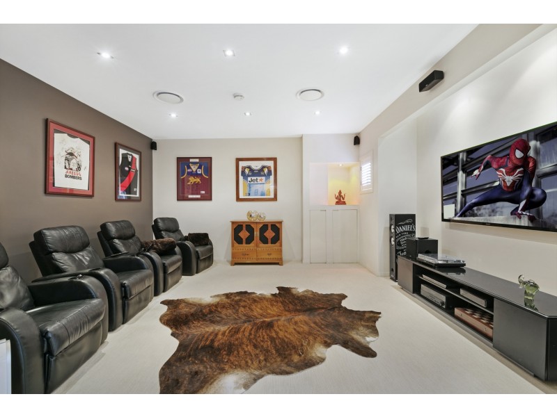 28 Sunningdale Circuit, Robina QLD 4226