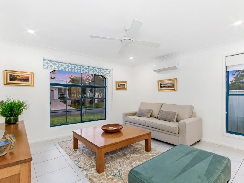 9 Litsea Court, Reedy Creek QLD 4227
