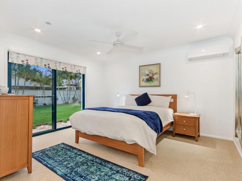 9 Litsea Court, Reedy Creek QLD 4227