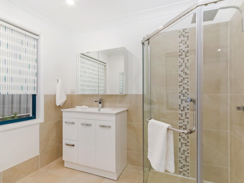 9 Litsea Court, Reedy Creek QLD 4227