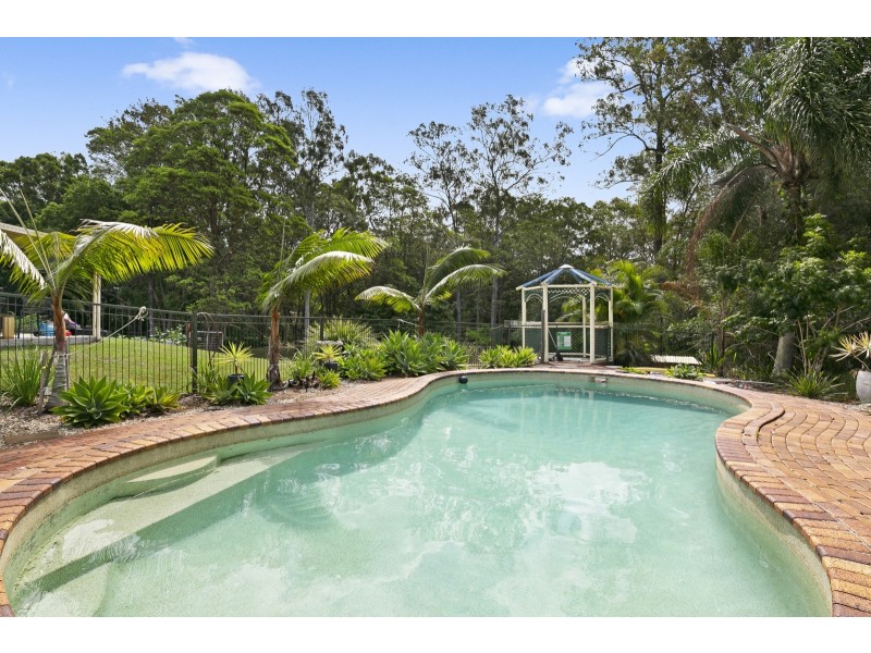 18 Princess Place, Tallai QLD 4213