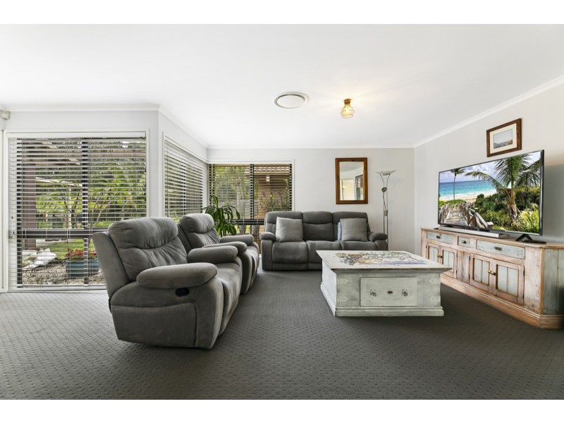 18 Princess Place, Tallai QLD 4213