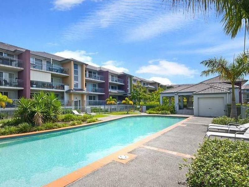 816/33 Clark Street, Biggera Waters QLD 4216