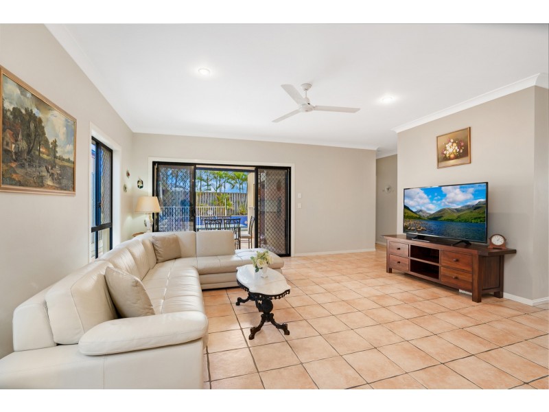 23 Ranier Crescent, Varsity Lakes QLD 4227