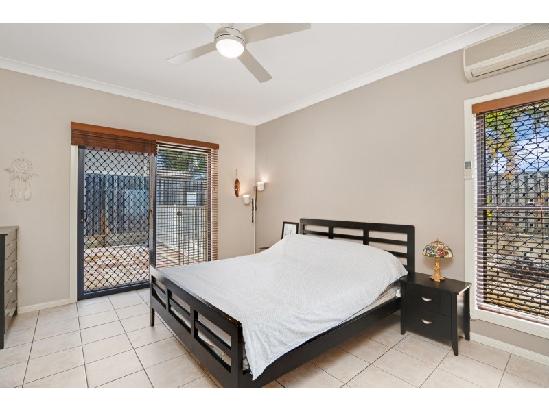23 Ranier Crescent, Varsity Lakes QLD 4227