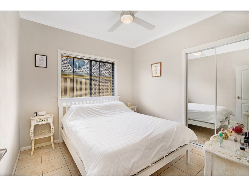 23 Ranier Crescent, Varsity Lakes QLD 4227