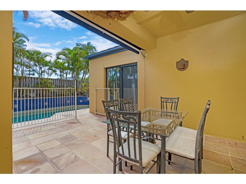 23 Ranier Crescent, Varsity Lakes QLD 4227