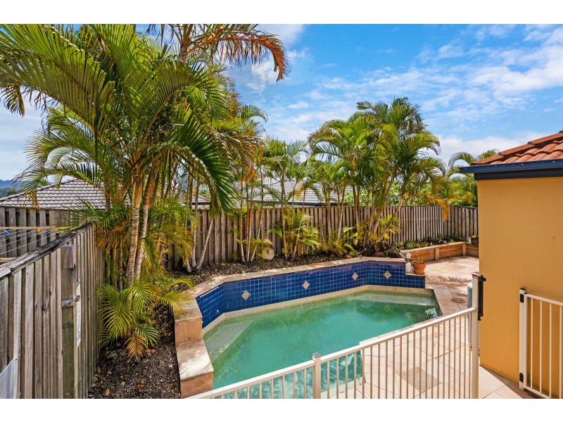 23 Ranier Crescent, Varsity Lakes QLD 4227