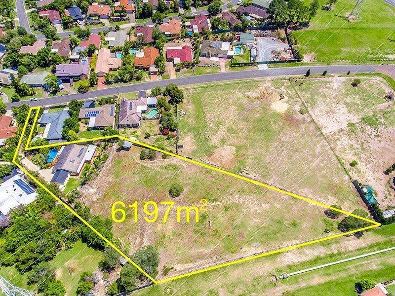 26 Tuena Street, Mudgeeraba QLD 4213