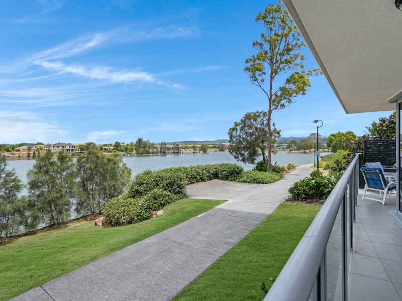 312/33 Lakefront Crescent, Varsity Lakes QLD 4227