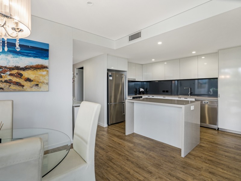312/33 Lakefront Crescent, Varsity Lakes QLD 4227
