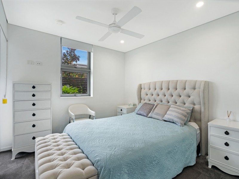 312/33 Lakefront Crescent, Varsity Lakes QLD 4227