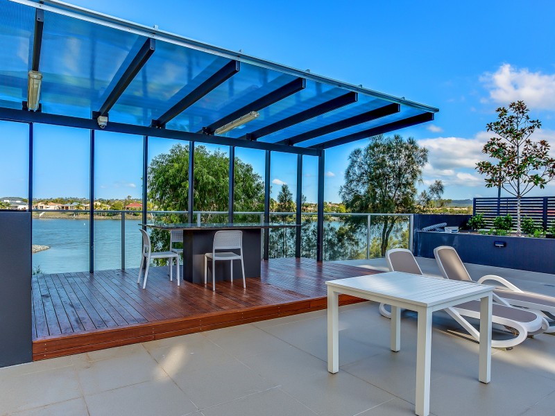 312/33 Lakefront Crescent, Varsity Lakes QLD 4227
