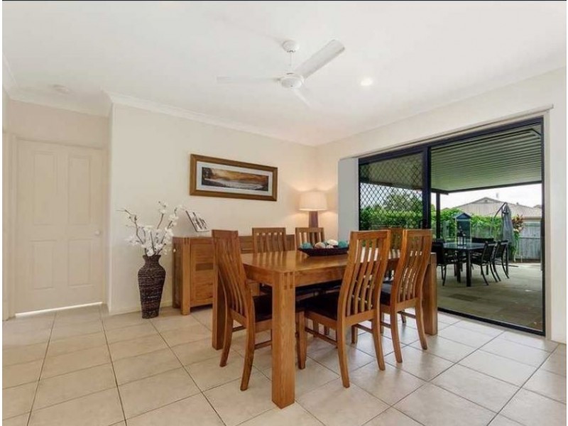 1 Schneid Street, Mudgeeraba QLD 4213