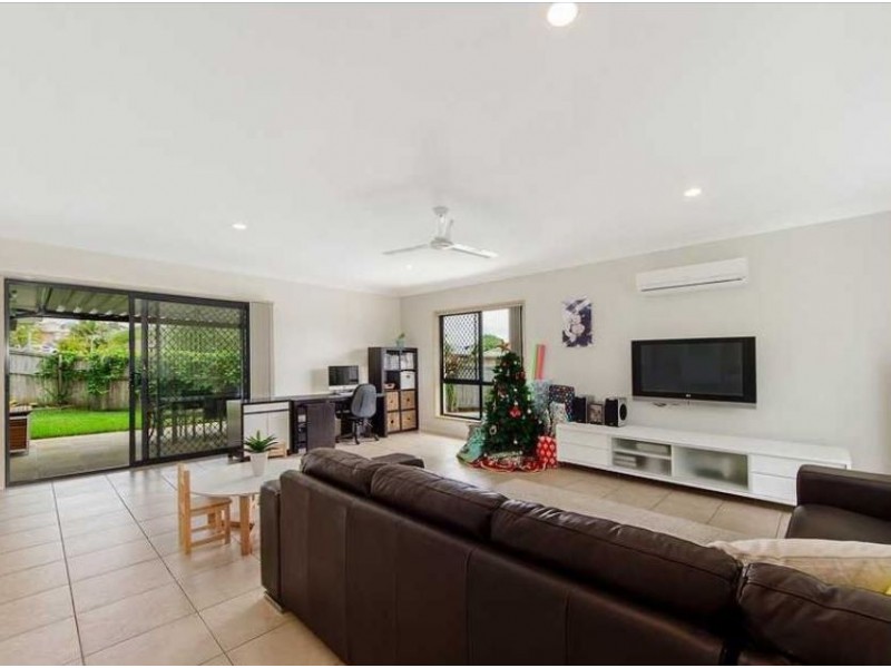 1 Schneid Street, Mudgeeraba QLD 4213