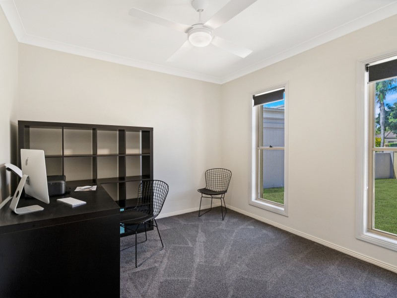 44 Peach Drive, Robina QLD 4226