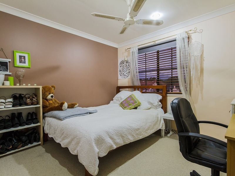 3/2 Beachcomber Court, Burleigh Waters QLD 4220