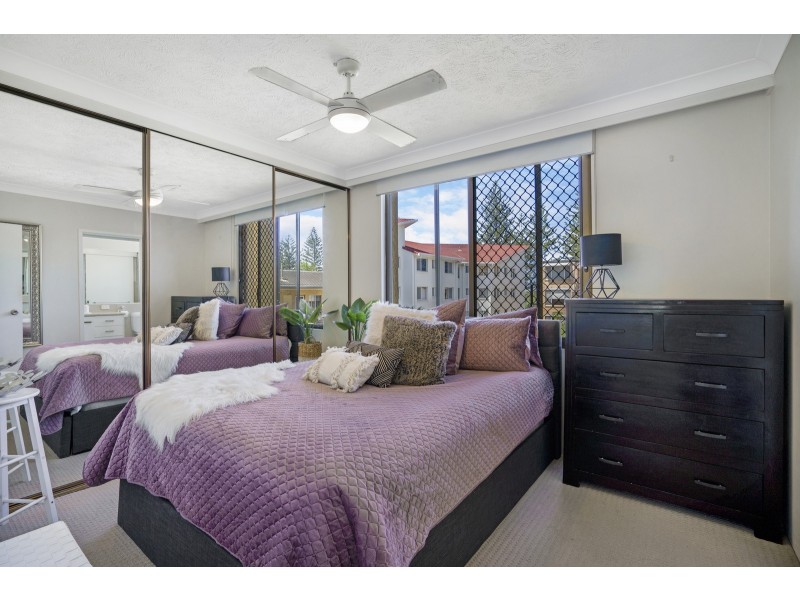 39/1921 Gold Coast Highway, Burleigh Heads QLD 4220