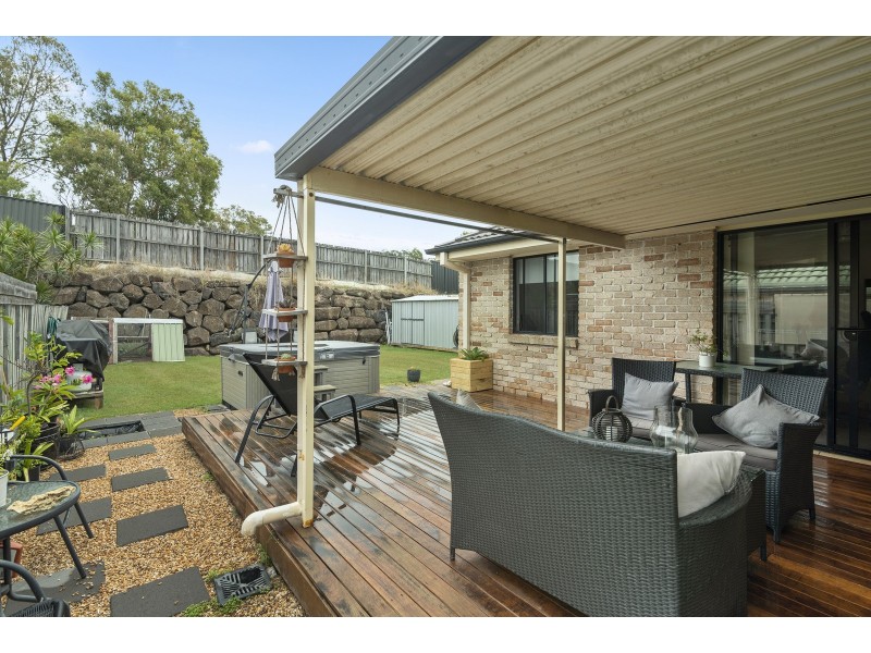 17 Amberwood Drive, Upper Coomera QLD 4209
