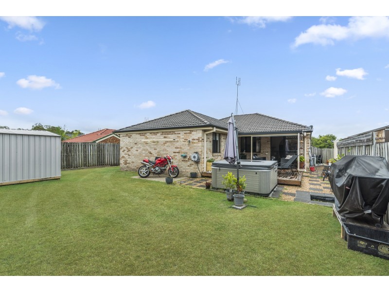 17 Amberwood Drive, Upper Coomera QLD 4209