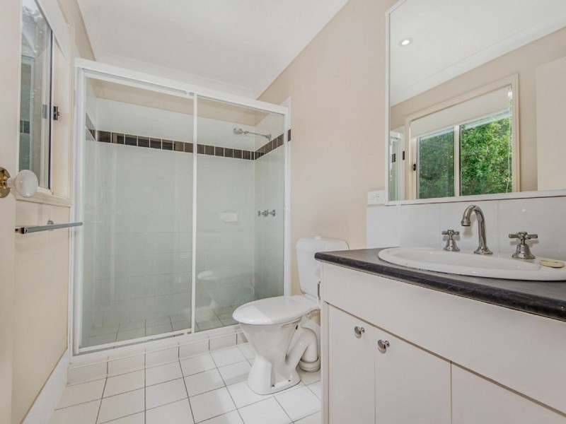 4/97 Eugaree Street, Southport QLD 4215