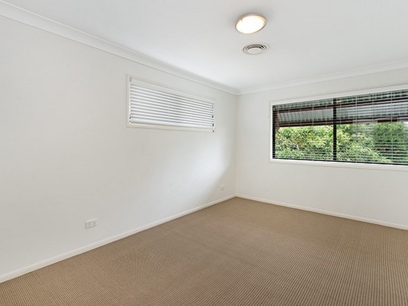 6 Waverley Street, Southport QLD 4215