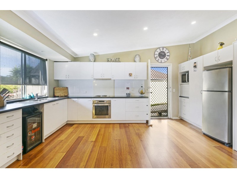 22 Hickey Way, Carrara QLD 4211