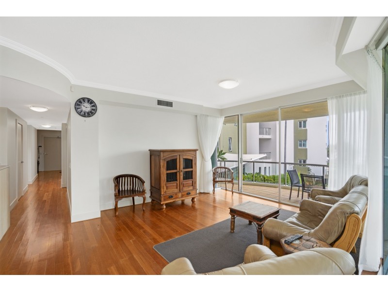 207/1 Twenty First Avenue, Palm Beach QLD 4221