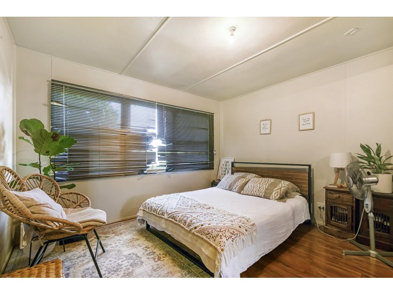 33 Anne Street, Southport QLD 4215