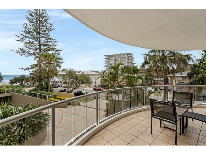 Unit 207/1 Twenty First Avenue, Palm Beach QLD 4221