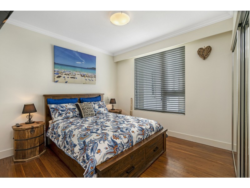 Unit 207/1 Twenty First Avenue, Palm Beach QLD 4221