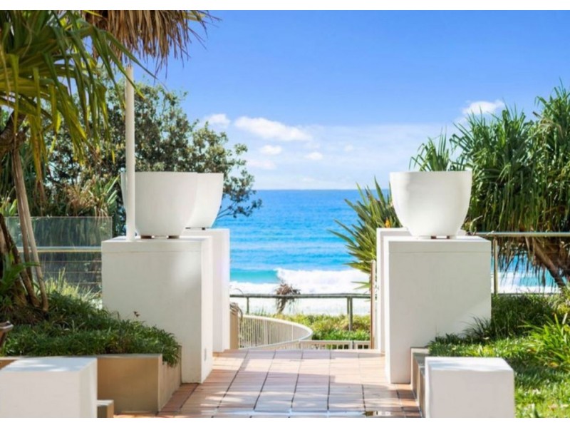 Unit 207/1 Twenty First Avenue, Palm Beach QLD 4221