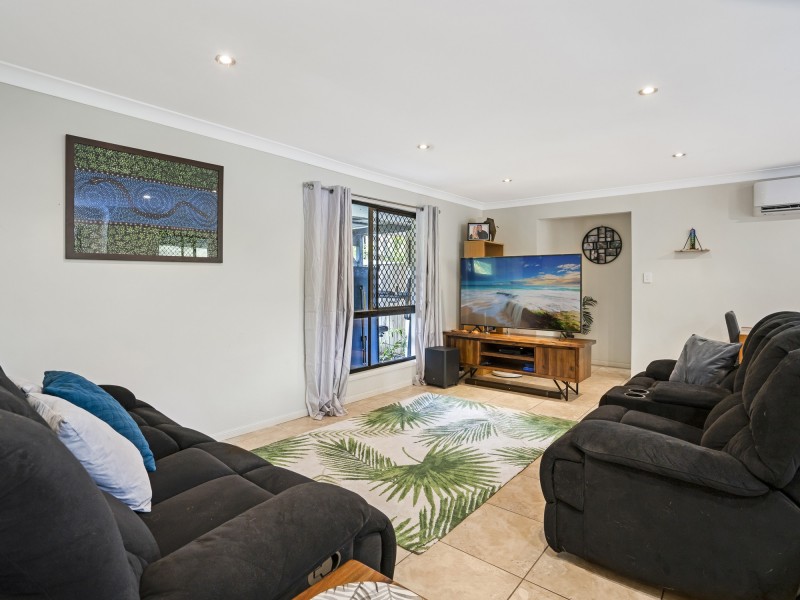 4 Yampi Place, Worongary QLD 4213