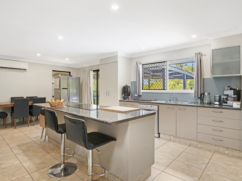 4 Yampi Place, Worongary QLD 4213